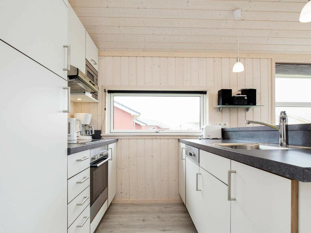 8 Person Holiday Home In Gro Enbrode Großenbrode Dış mekan fotoğraf