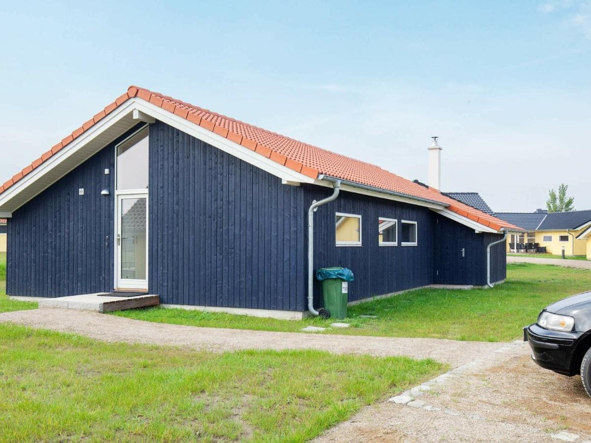 8 Person Holiday Home In Gro Enbrode Großenbrode Dış mekan fotoğraf